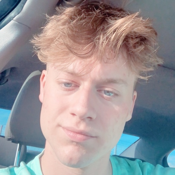 Meet your Posher, David - Picture 1 of 1